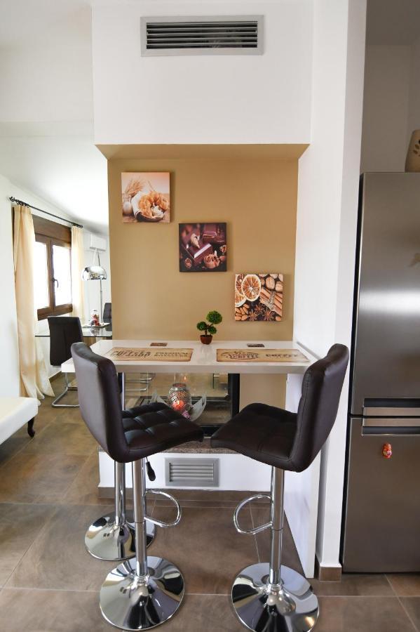 Akropoleos Sunset Apartment Неос Мармарас Екстериор снимка